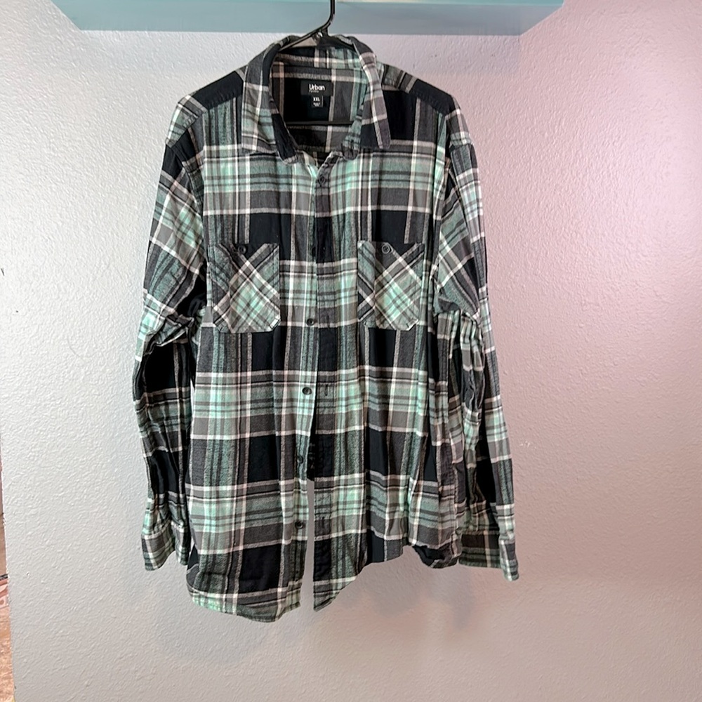 Men’s flannel shirt